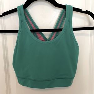 Lululemon cross back green sports bra